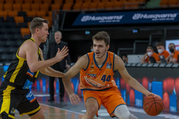 这场比赛的 这场比赛的